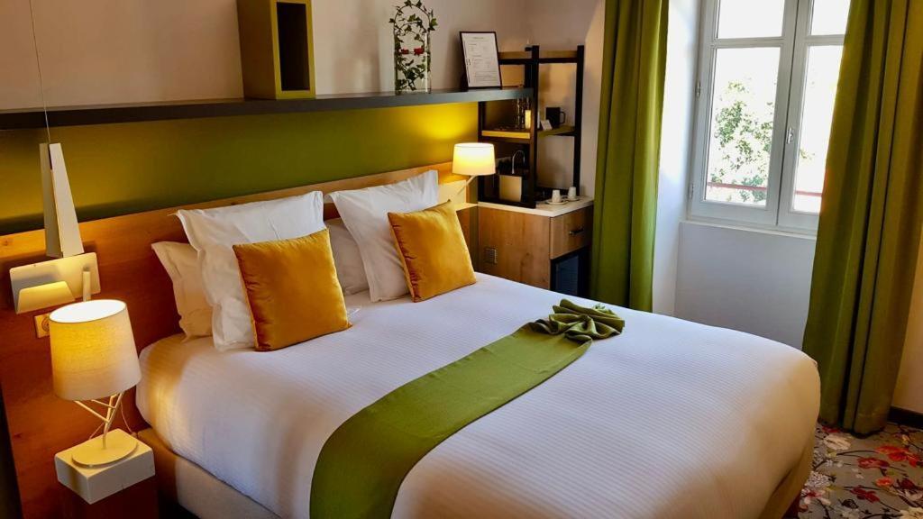 Hotel Berria Hasparren Dış mekan fotoğraf