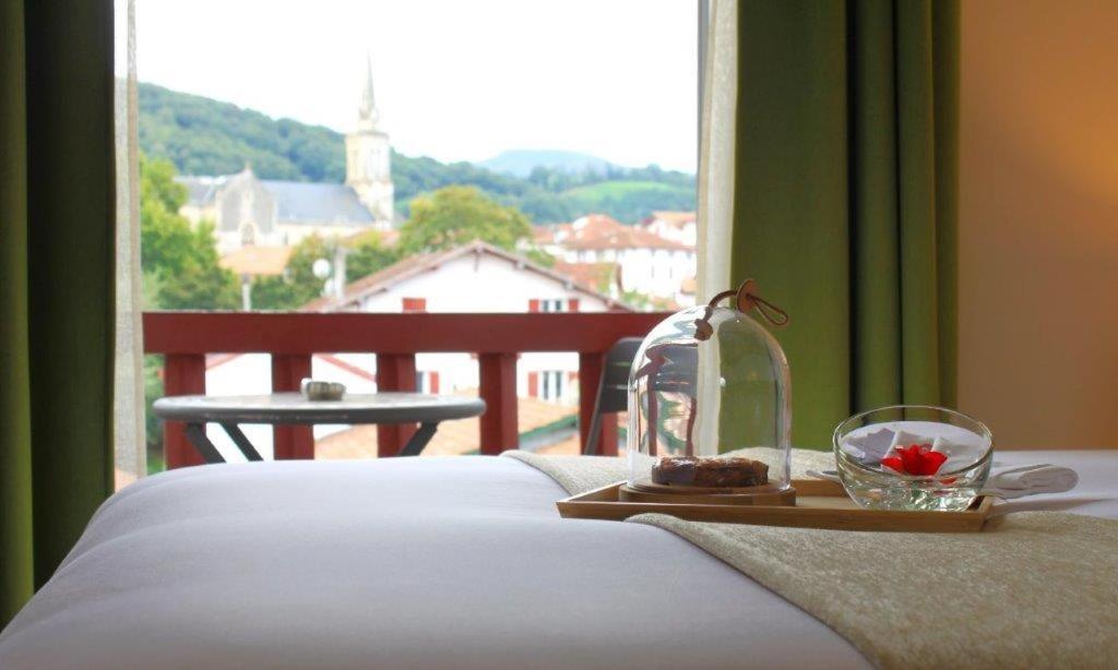 Hotel Berria Hasparren Dış mekan fotoğraf