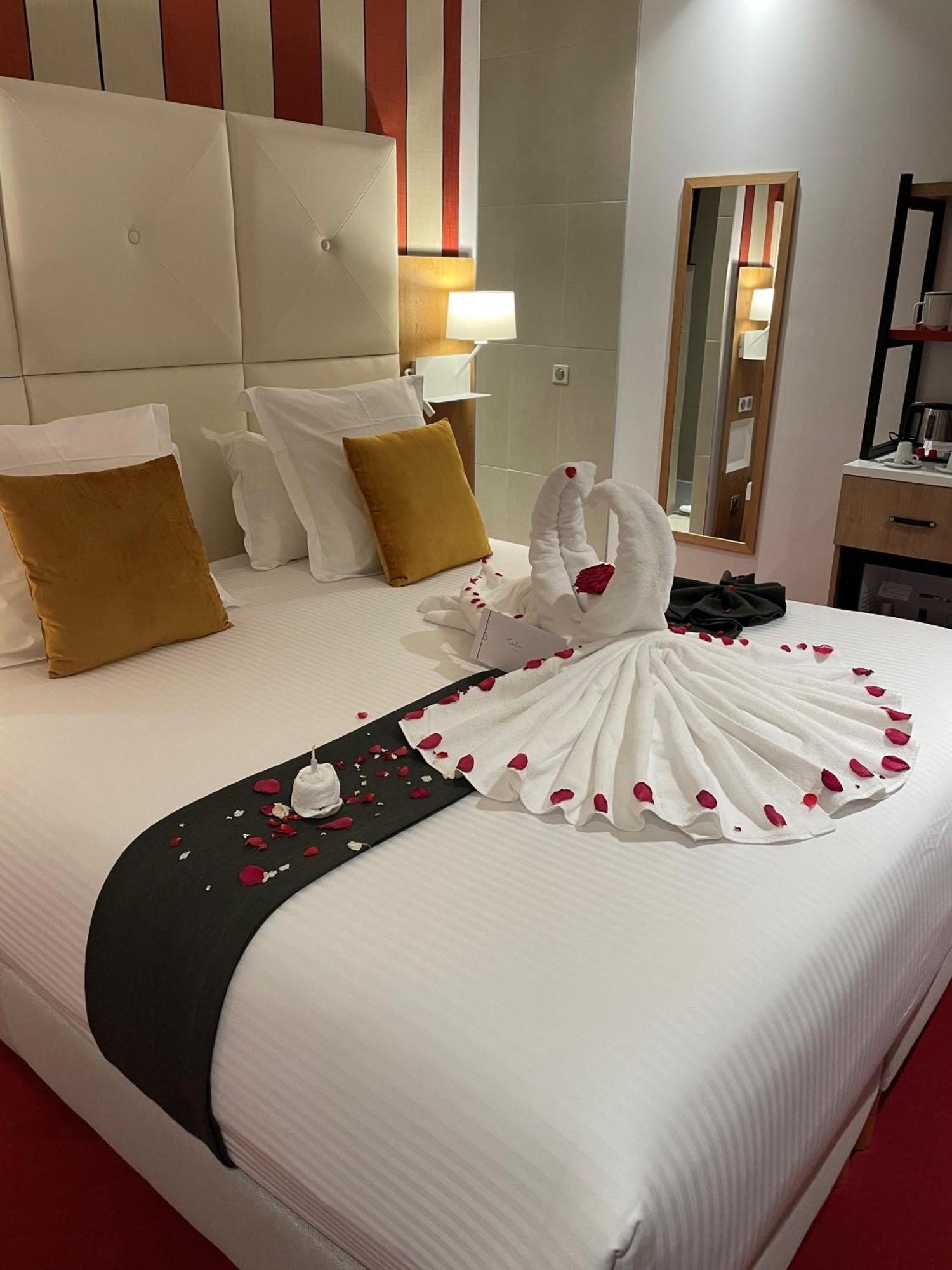 Hotel Berria Hasparren Dış mekan fotoğraf